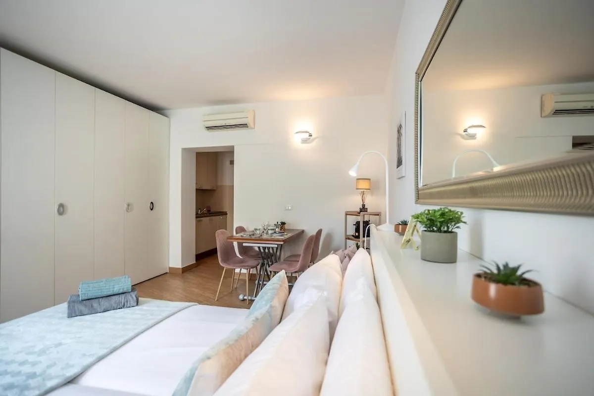 Centrale-Duomo 10Min - Studio 40M2 - Metro 1Min Milan